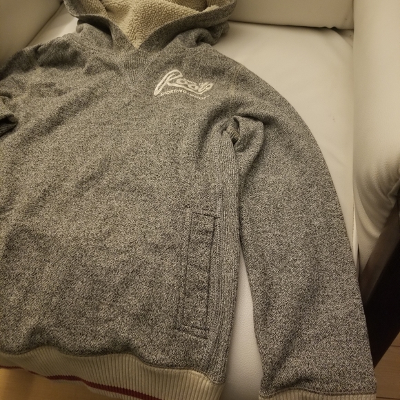 Roots - Picture 2 of 8